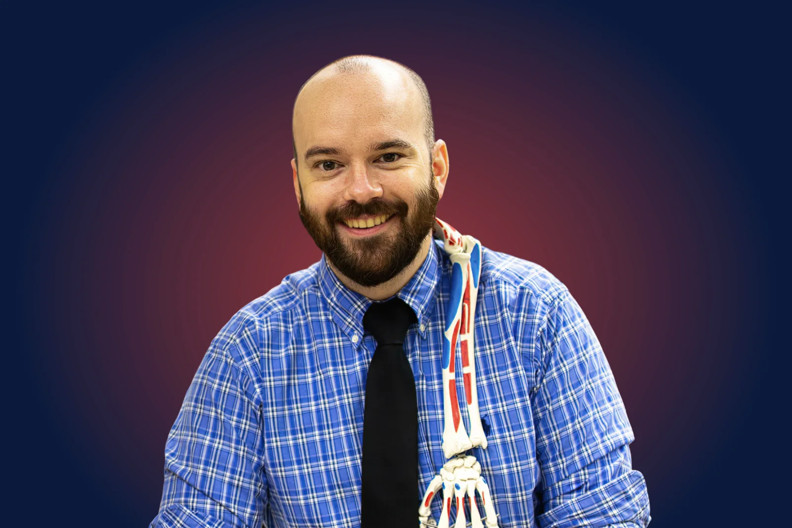 Siebert Science course creator with anatomical teaching models